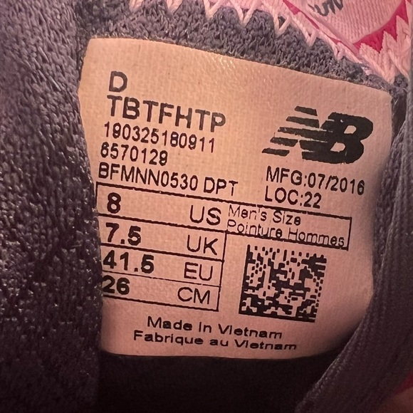 NEW BALANCE TRAILBUSTER RE-ENGINEERED size eight - Picture 9 of 9